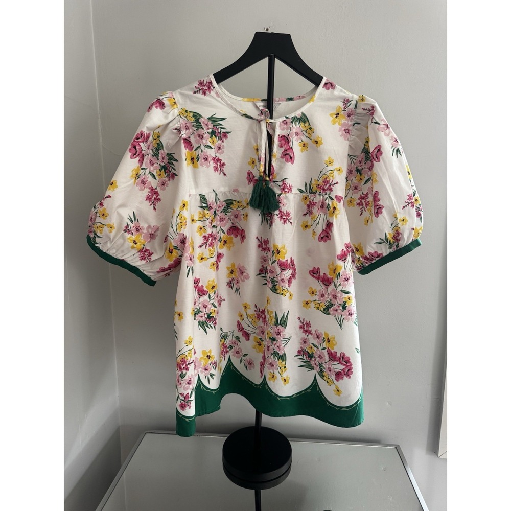 crown & ivy Cream Floral Puff-Sleeve Blouse with Green Trim